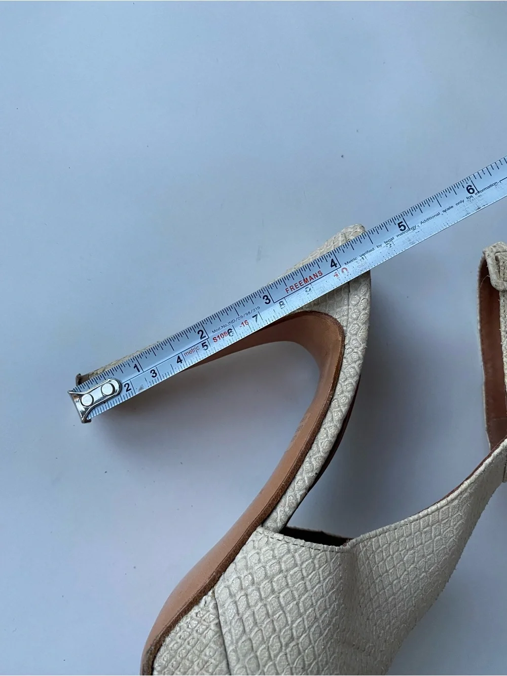 Barney’s New York vintage cream embossed leather platform sandals